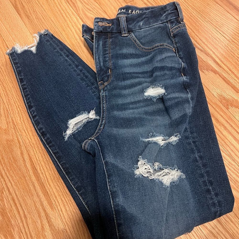 American Eagle Outfitters Women's Ripped Dark Blue Skinny Jeans 0 SHORT